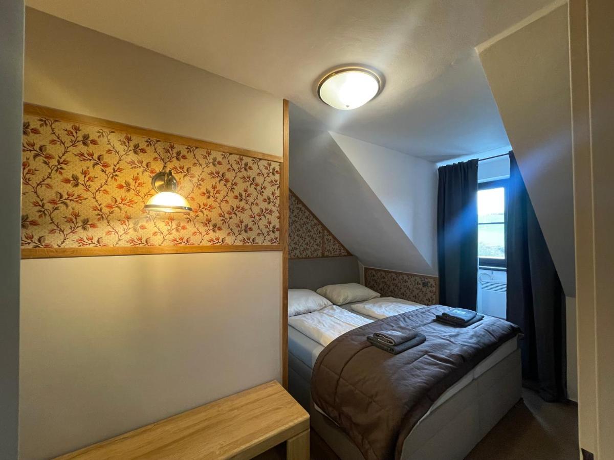 Hotel Veveri Veverska Bityska المظهر الخارجي الصورة